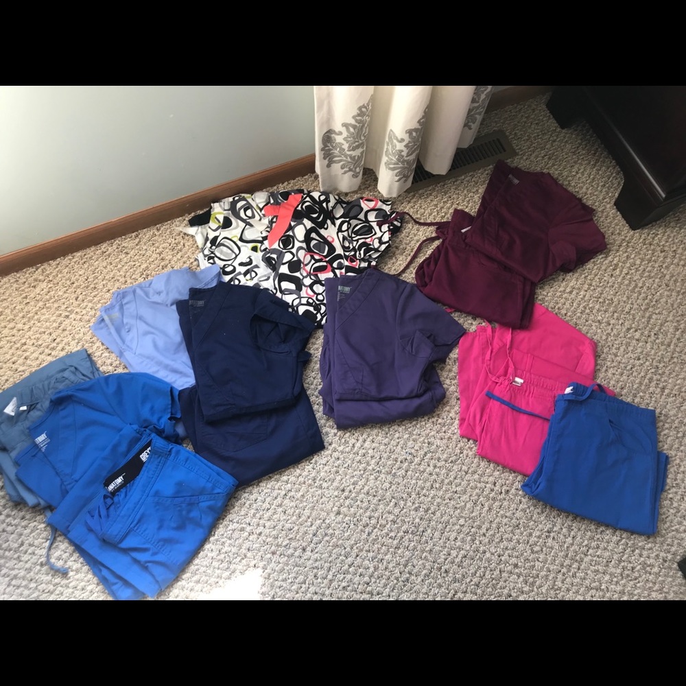 Lot of scrubs small and xsmall